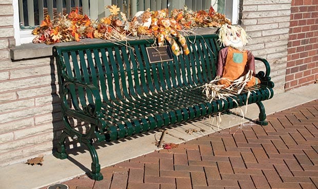 Lamplighter Bench decorated for Thanksgiving