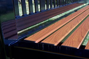 Wood Grain Aluminum Slats on Reading Bench detail